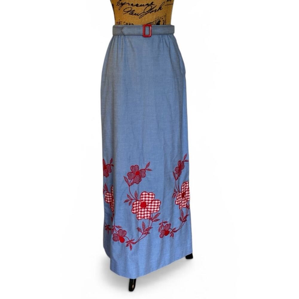 VTG 70s Susan Thomas Blue Chambray Red Embroidered Flowers Straight Maxi Skirt S